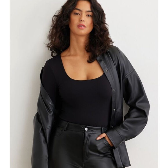 Maren Sculpt Long Sleeve Square Neck - Picture 9 of 13